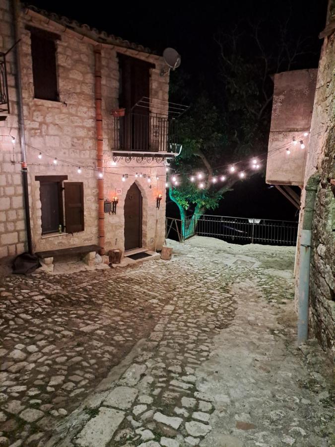 La Casa Del Poeta , Un Romantico Chalet Da Mille E Una Notte Петралия Сопрана Екстериор снимка